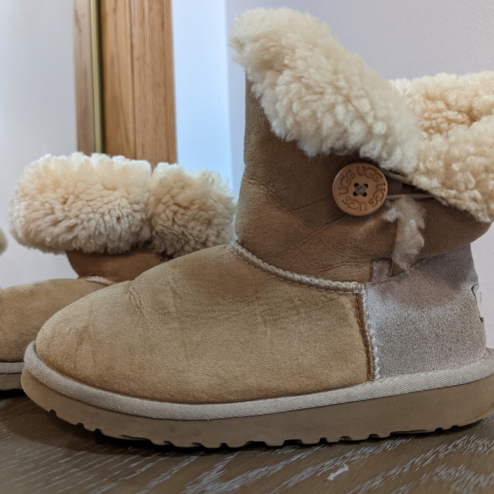 UGG booties size 3